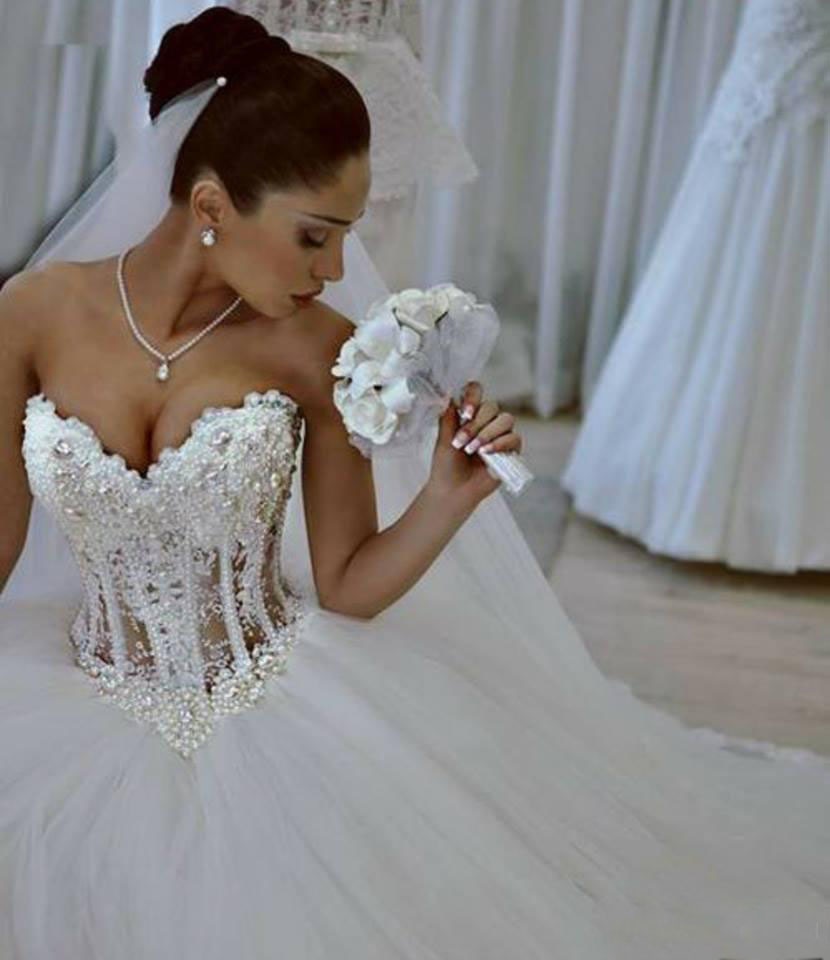 Gorgeous Mermaid Wedding Gown Embroidered Floral Lace Bridal Dresses Sexy V-Neck Backless Wedding Dress robe de mariage
