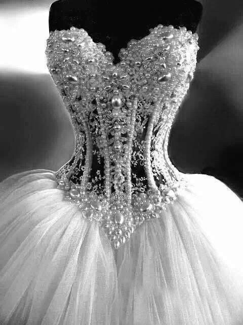 Gorgeous Mermaid Wedding Gown Embroidered Floral Lace Bridal Dresses Sexy V-Neck Backless Wedding Dress robe de mariage